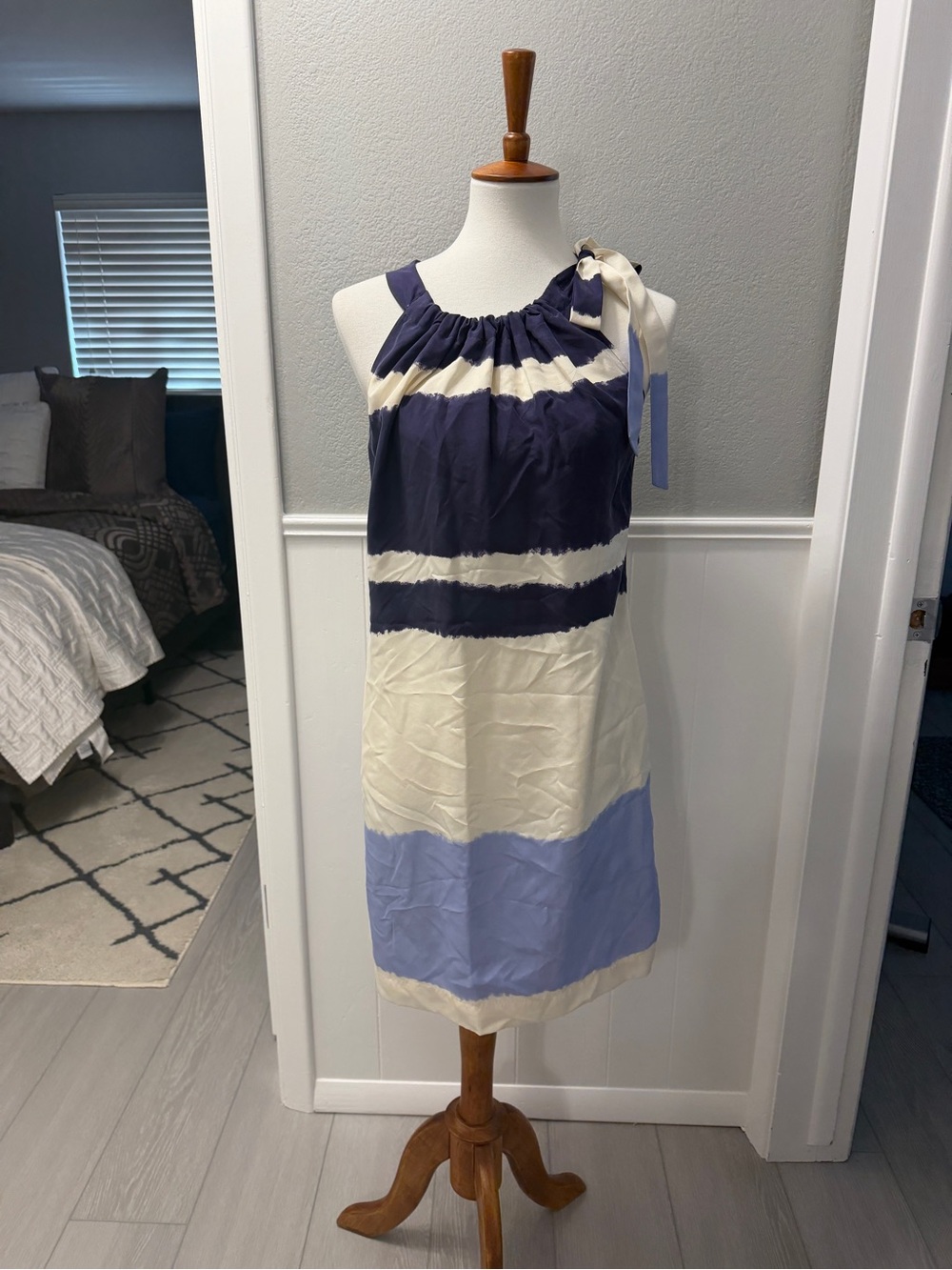 Banana Republic Navy, Cream & Light Blue Striped Halter Silk Shift Dress Size 6